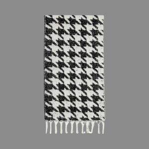 DKNY Womens Oversize Black & White Houndstooth Scarf 72”x17”